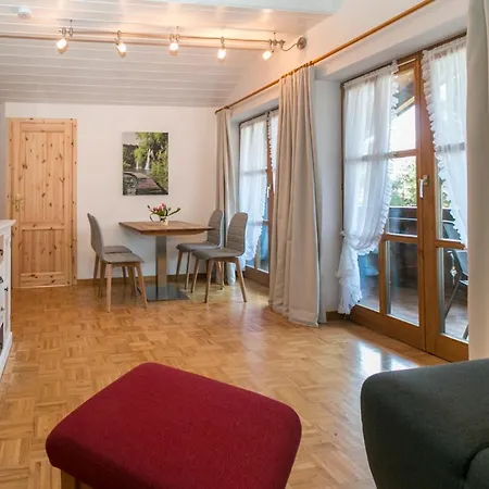 Haus Sonnenrose Апартаменты *